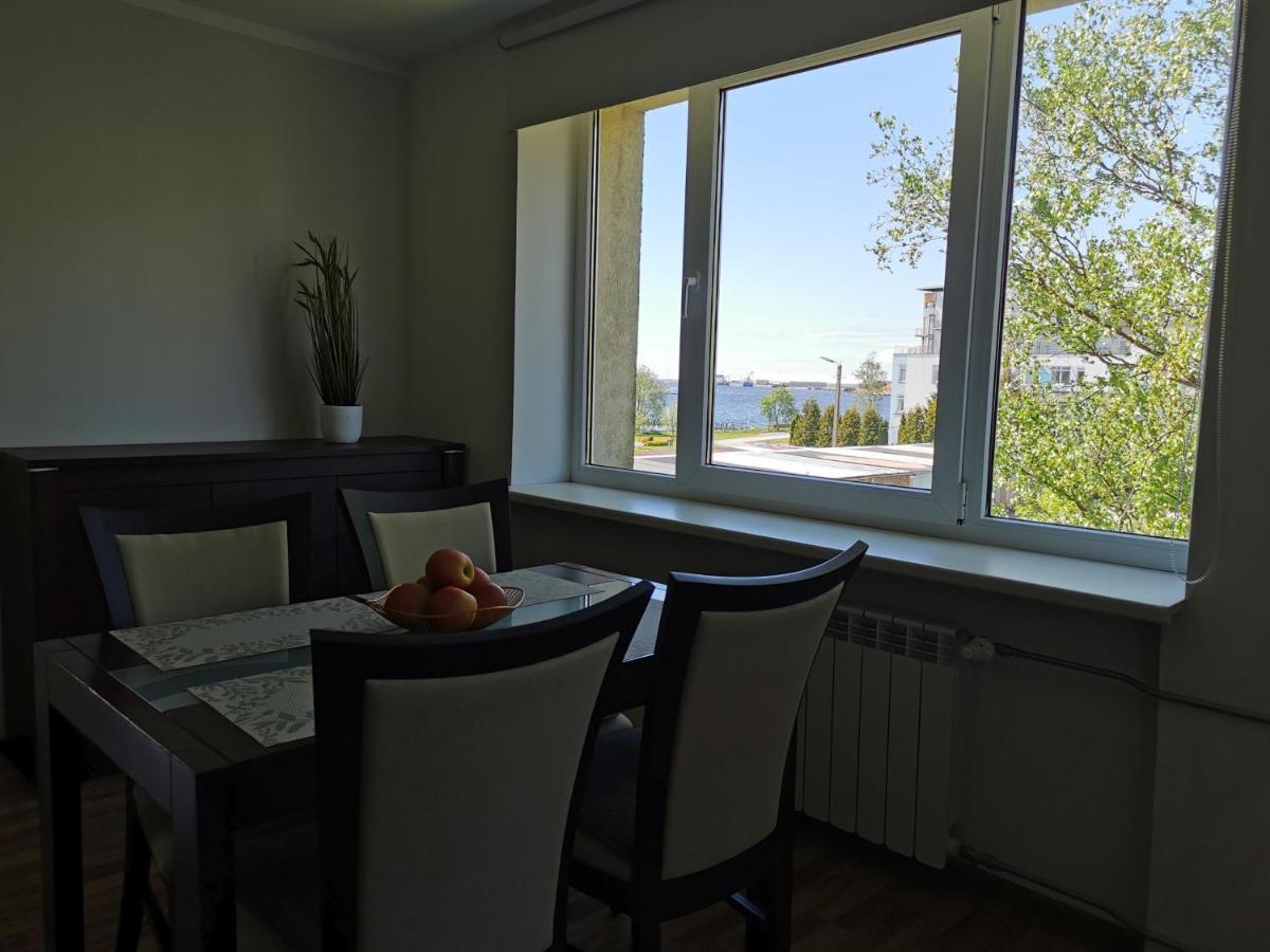 Kesklinna Silla Apartment - Free Parking Pärnu Esterno foto