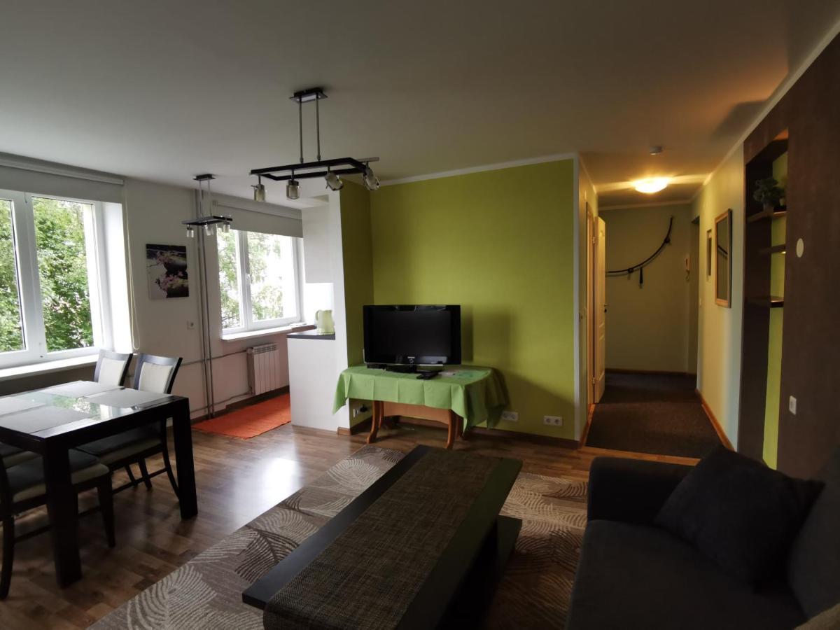 Kesklinna Silla Apartment - Free Parking Pärnu Esterno foto